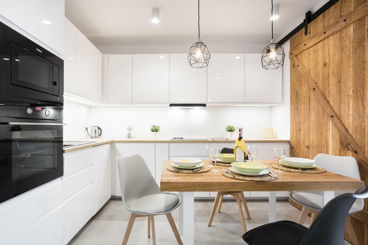 Apartments Poznan Niedzialkowskiego By Noclegi Renters Dış mekan fotoğraf